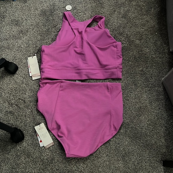 Calia swim suit - Picture 2 of 2